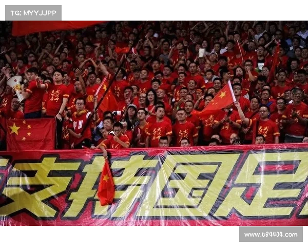 中国香港球迷主场碾压国足！万人呐喊成国足噩梦